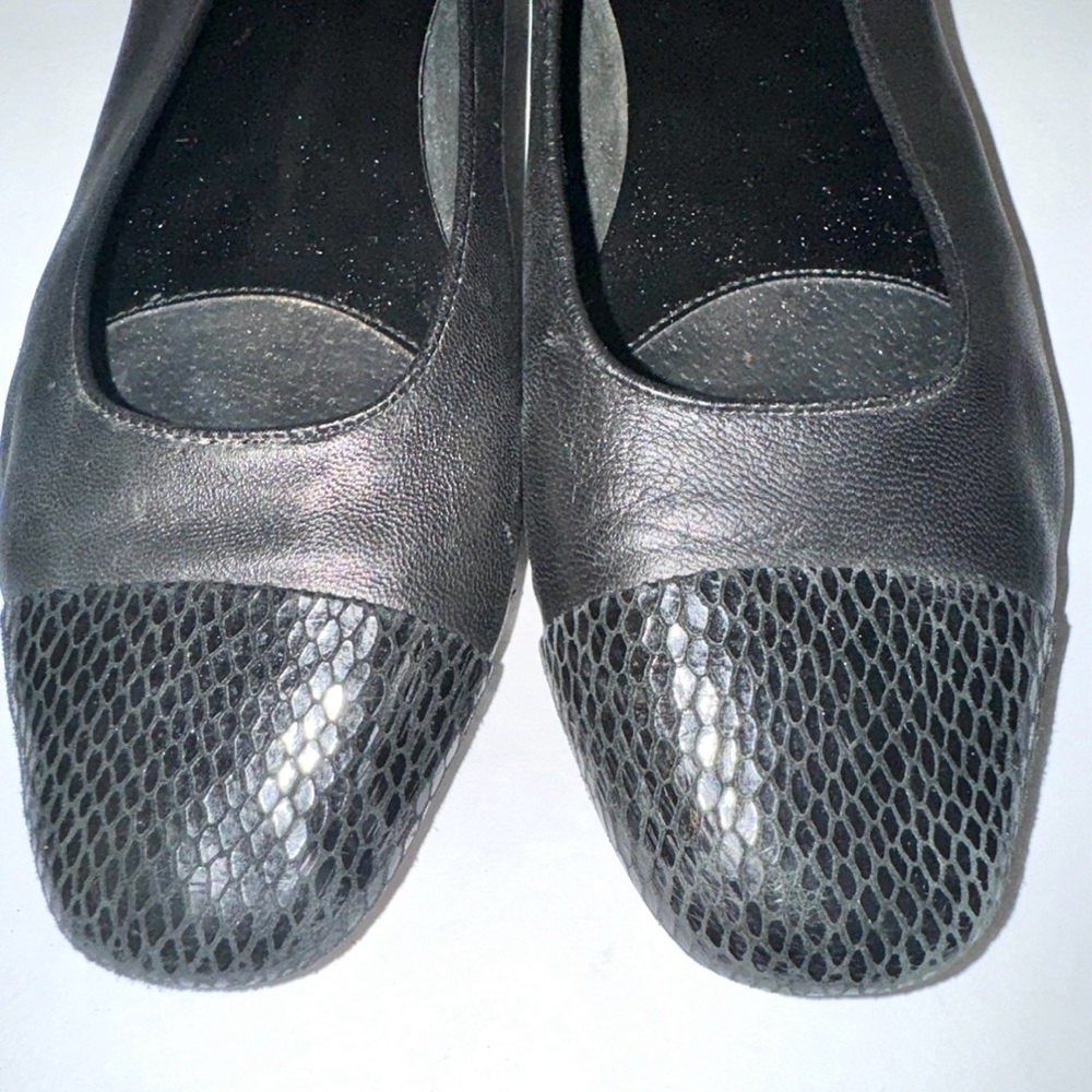 Van Eli Black & Reptile Trim Leather Flats, Sz 8.5M - Picture 7 of 12